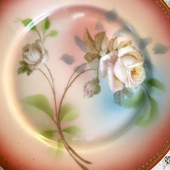 Antique Victoria Austria Hand Painted White Roses, Gold Filigree On Rim Plate - Picture 4 of 5